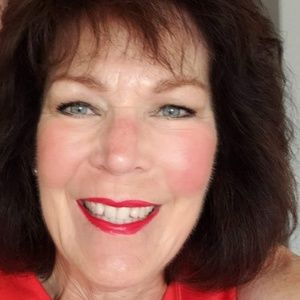 Meet your Posher, Lorelei